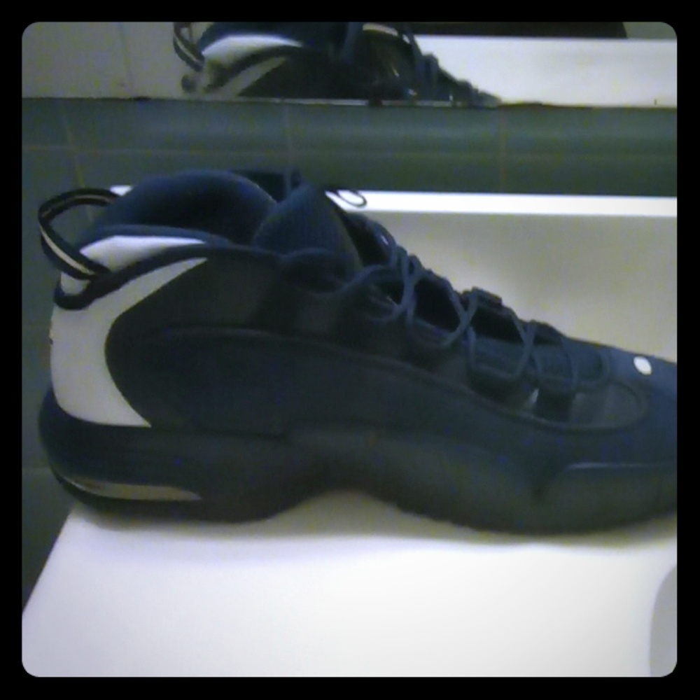 Mike shoes